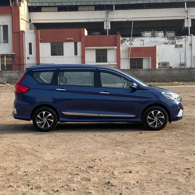 https://images10.gaadi.com/usedcar_image/4337309/original/18225234d52fc75dfcf52d612f5c292f.jpg?imwidth=6401