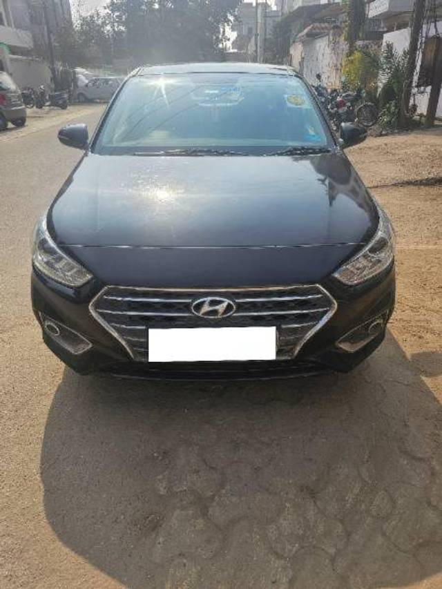 https://images10.gaadi.com/usedcar_image/4337377/original/510f2a51dddb539a0a438f2d29698bcc.jpg?imwidth=6400