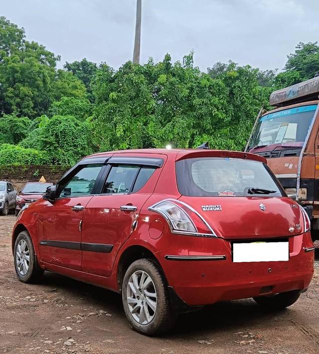 https://images10.gaadi.com/usedcar_image/4337497/original/processed_b3443cd8616fc2aafb62a9b9db36cba7.jpg?imwidth=6401