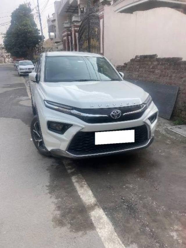 https://images10.gaadi.com/usedcar_image/4337501/original/processed_39bb0e59-c008-4173-a694-e08bbb2f4686.jpeg?imwidth=6400