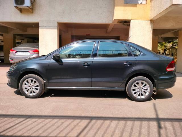 https://images10.gaadi.com/usedcar_image/4337540/original/processed_ac607362cbb3de97b940a1eadf74774c.jpg?imwidth=6402