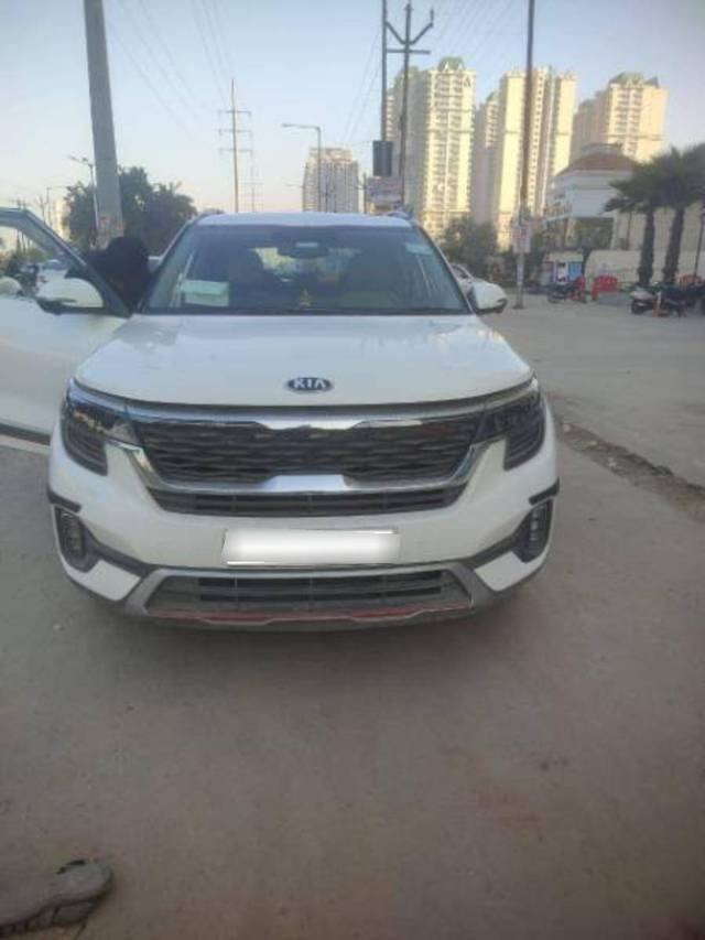 https://images10.gaadi.com/usedcar_image/4337554/original/9c7671f59e10e0617a17a8ee9240e075.jpg?imwidth=6400