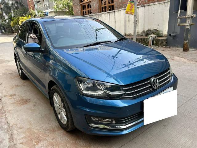 https://images10.gaadi.com/usedcar_image/4337601/original/processed_76d37105e380cd467adaff0a3de1b07c.jpg?imwidth=6400