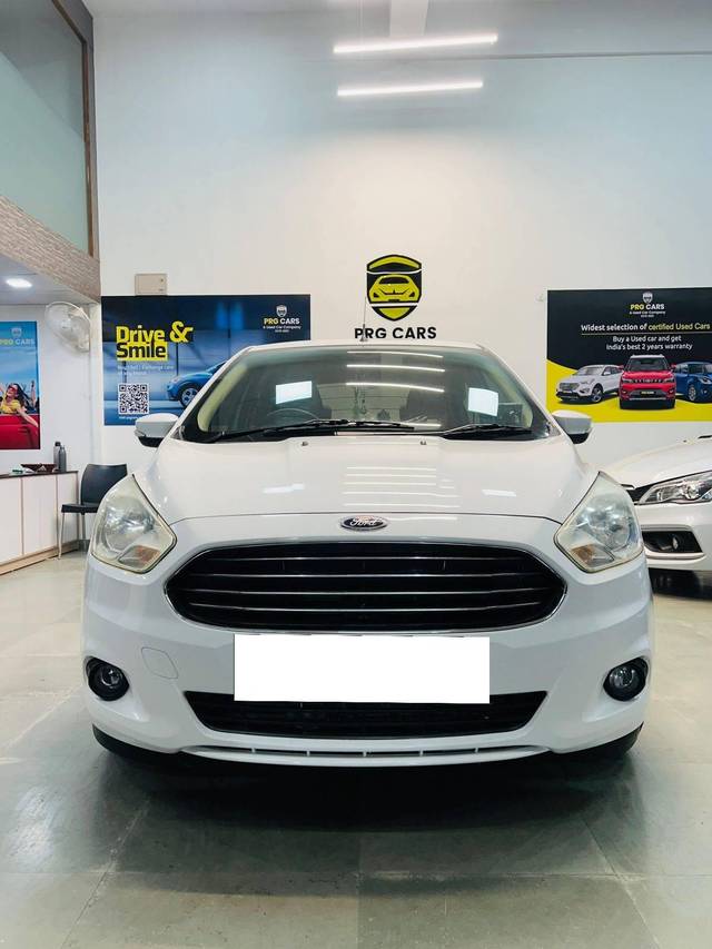 https://images10.gaadi.com/usedcar_image/4337633/original/processed_54169265f4f0f512bc5215b859d0ef30.jpg?imwidth=6400