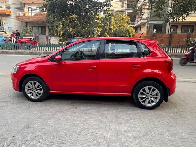 https://images10.gaadi.com/usedcar_image/4337670/original/33739a3207048ea525ae8e85a290cbdf.jpg?imwidth=6402