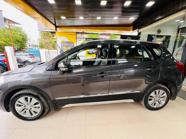 https://images10.gaadi.com/usedcar_image/4337896/original/processed_436a1078deb15773ce045e2098f62853.jpg?imwidth=6402