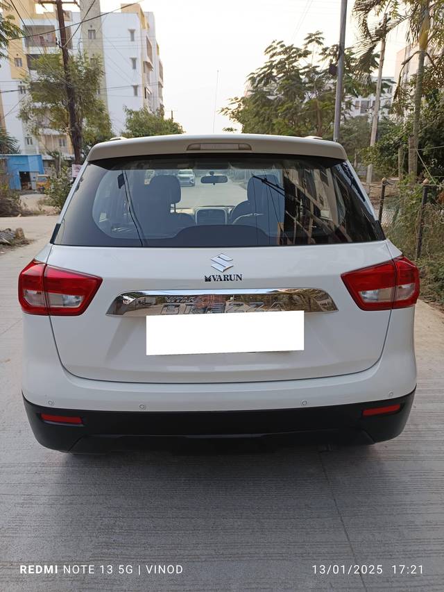 https://images10.gaadi.com/usedcar_image/4337909/original/processed_83886022cf88ad13357bf7bb94626ad1.jpg?imwidth=6402