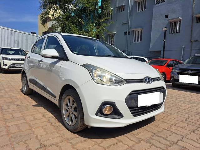 https://images10.gaadi.com/usedcar_image/4337975/original/processed_65328659e24dbe84825e816308d50a5c.jpeg?imwidth=6400