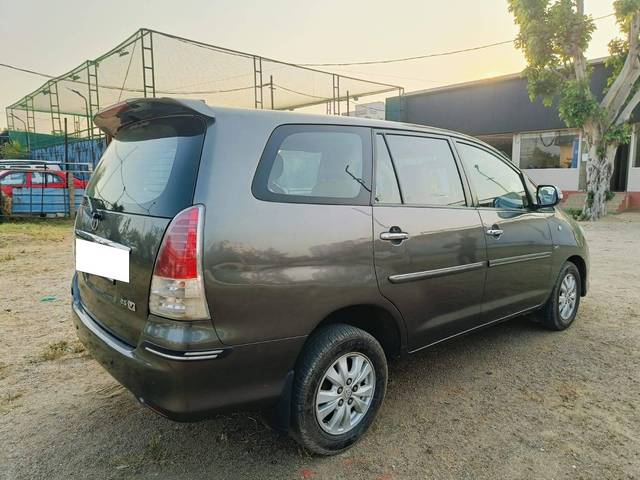 https://images10.gaadi.com/usedcar_image/4337992/original/processed_62f1712edeb4df970bd1218d26b1c341.jpg?imwidth=6402