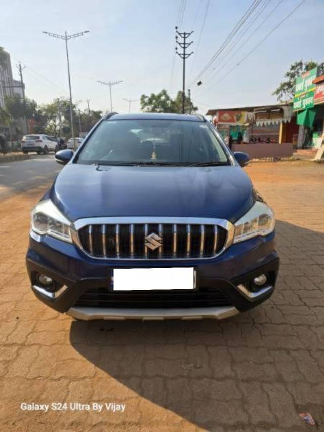 https://images10.gaadi.com/usedcar_image/4338082/original/processed_60192374-4065-457d-9e74-2b97c0e4d656.jpg?imwidth=6400