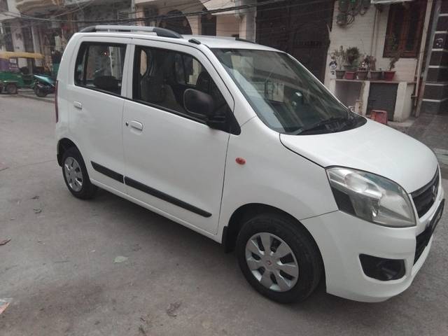 https://images10.gaadi.com/usedcar_image/4338191/original/dbd6bd97a29d29d52bac9b7313f268b8.jpg?imwidth=6400