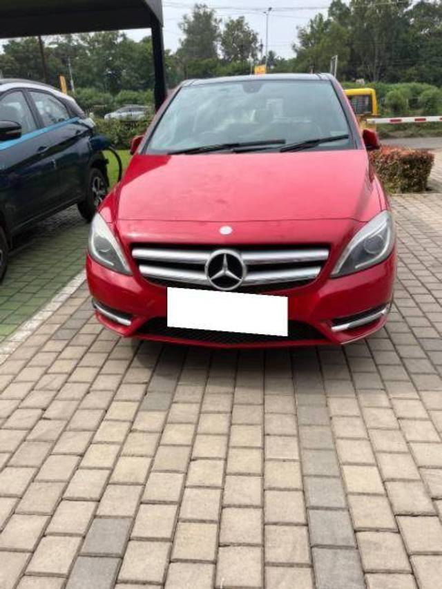 https://images10.gaadi.com/usedcar_image/4338198/original/a1a4000294784098959d4c4455f7db72.jpg?imwidth=6400