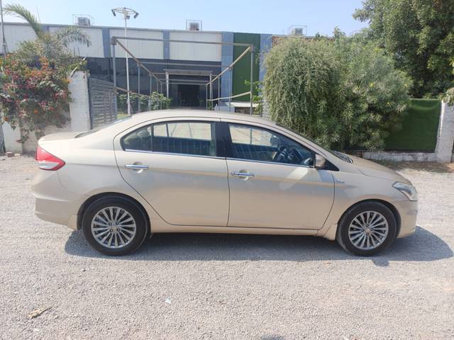 https://images10.gaadi.com/usedcar_image/4338205/original/8ca22eb489f14fbb6e8d26632487dacc.jpg?imwidth=6401