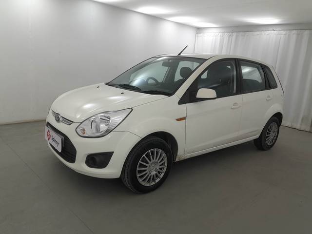 https://images10.gaadi.com/usedcar_image/4338986/original/ca45776a53fdcc226822c877e00ab016.jpg?imwidth=6400