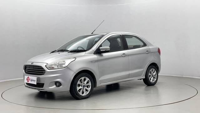 https://images10.gaadi.com/usedcar_image/4339220/original/7e96a1e76de9192592bf5c5854f7f49f.JPG?imwidth=6400