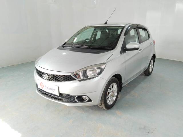 https://images10.gaadi.com/usedcar_image/4339260/original/46dff3af0c2bf2817cd9e4f62ae87027.jpg?imwidth=6400