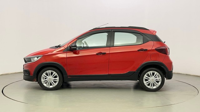 Second-hand 2022 Tata Tiago NRG XZ for sale in Kolkata-6