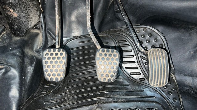 Second-hand 2022 Tata Tiago NRG XZ for sale in Kolkata-14