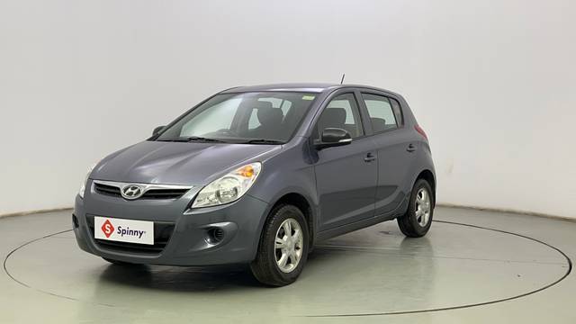 https://images10.gaadi.com/usedcar_image/4339649/original/8d71847b3fc0f056e9a1f2723a9fac7c.JPG?imwidth=6400