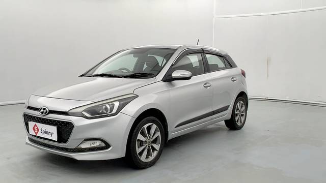 https://images10.gaadi.com/usedcar_image/4339716/original/eb01d58ac1366cd3992537b3b35251c9.JPG?imwidth=6400