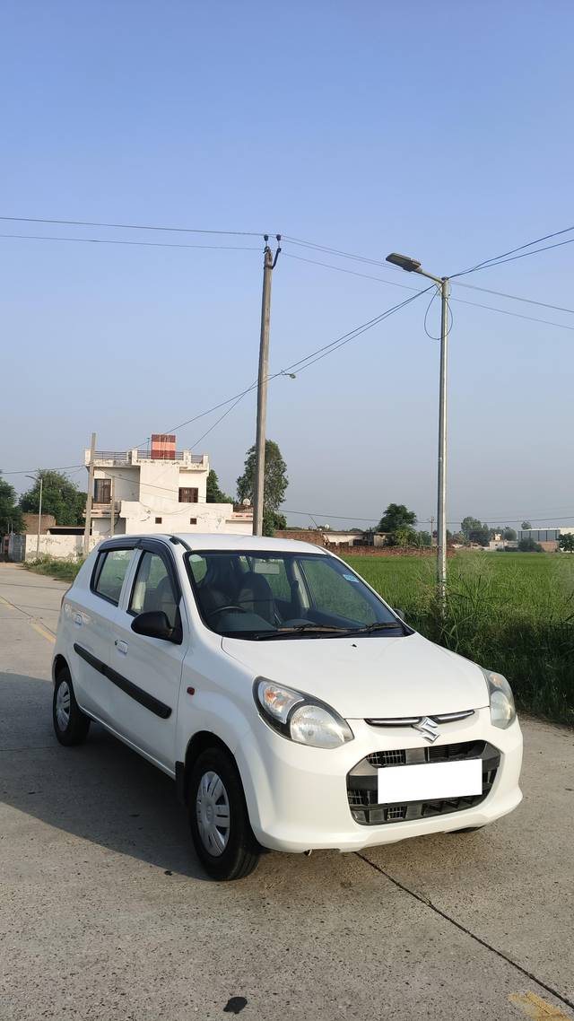 https://images10.gaadi.com/usedcar_image/4339886/original/processed_32dfa85a332524c852b4a3a63a7c57d2.jpg?imwidth=6400