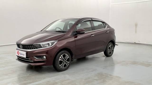 https://images10.gaadi.com/usedcar_image/4339944/original/d7d877836a8d6873cc8fccfdd69389d5.JPG?imwidth=6400