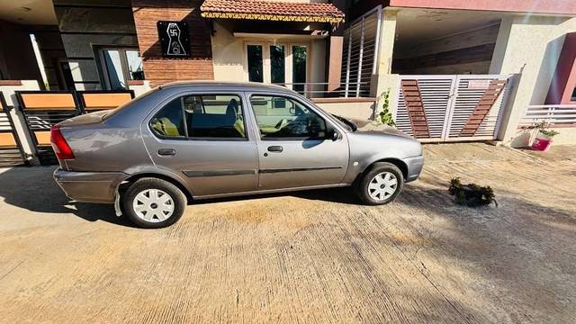 https://images10.gaadi.com/usedcar_image/4340769/original/processed_5da20710-b7df-4e4c-b5ef-d5d7852d226e.jpeg?imwidth=6402