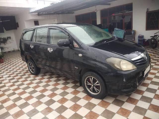 https://images10.gaadi.com/usedcar_image/4341289/original/processed_6156ef4e-c884-4285-b62c-90bee3b23a62.jpg?imwidth=6400