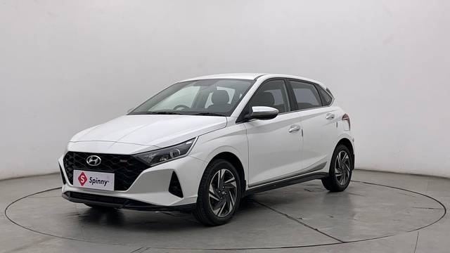 https://images10.gaadi.com/usedcar_image/4341672/original/3b87732acbde0c62973e4a90196d8db9.JPG?imwidth=6400