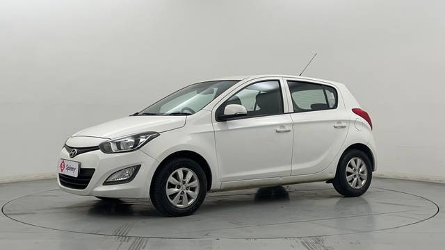 https://images10.gaadi.com/usedcar_image/4341889/original/eed6e853cf51974322b151fd1f06ff1e.JPG?imwidth=6400