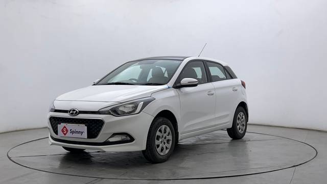 https://images10.gaadi.com/usedcar_image/4342081/original/92c45c254314c44d4b8e1c698adc5467.JPG?imwidth=6400