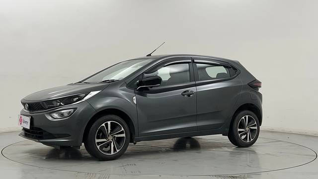 https://images10.gaadi.com/usedcar_image/4342316/original/0834384fe640bf79aff1895a21e1ec16.JPG?imwidth=6400