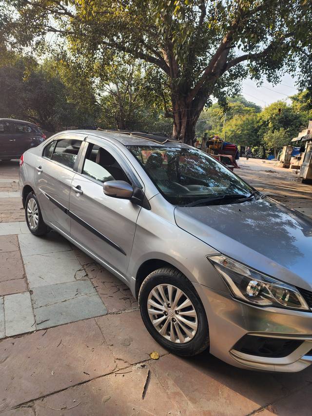 https://images10.gaadi.com/usedcar_image/4342397/original/e8c419191a983843201ee539b3ea211d.jpg?imwidth=6400