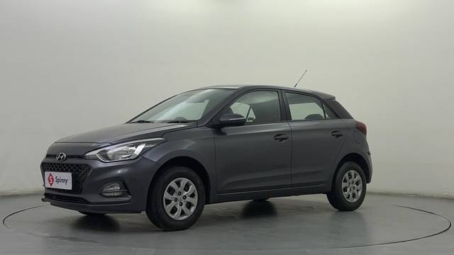 https://images10.gaadi.com/usedcar_image/4342542/original/2b199f8deea9066f5fa57a70bb863099.JPG?imwidth=6400