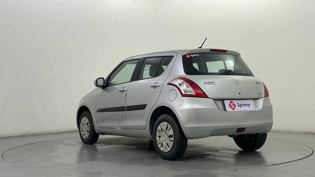 https://images10.gaadi.com/usedcar_image/4342687/original/1b292ec1212cf2906e129222c3e77d96.JPG?imwidth=6400