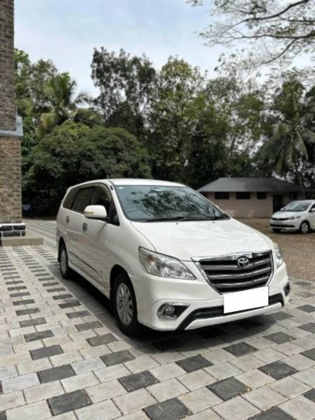 https://images10.gaadi.com/usedcar_image/4342900/original/processed_1f699bb2-6f83-46eb-8016-372106561338.jpg?imwidth=6400