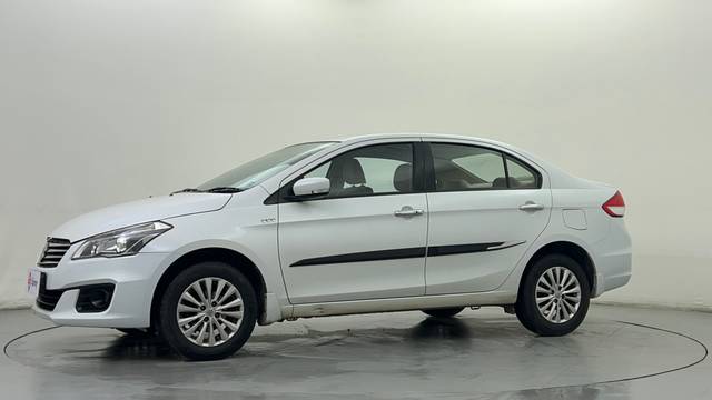 https://images10.gaadi.com/usedcar_image/4342920/original/d630ec8a6f957c7a129dbe8377ba086f.JPG?imwidth=6400