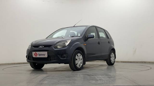 https://images10.gaadi.com/usedcar_image/4343103/original/68d9c5a21d3ee3c98fe3cc0e4be7ef9b.JPG?imwidth=6400