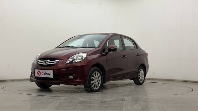 https://images10.gaadi.com/usedcar_image/4343109/original/87cc38df719f0cd34d0ab501fff11ea5.JPG?imwidth=6400