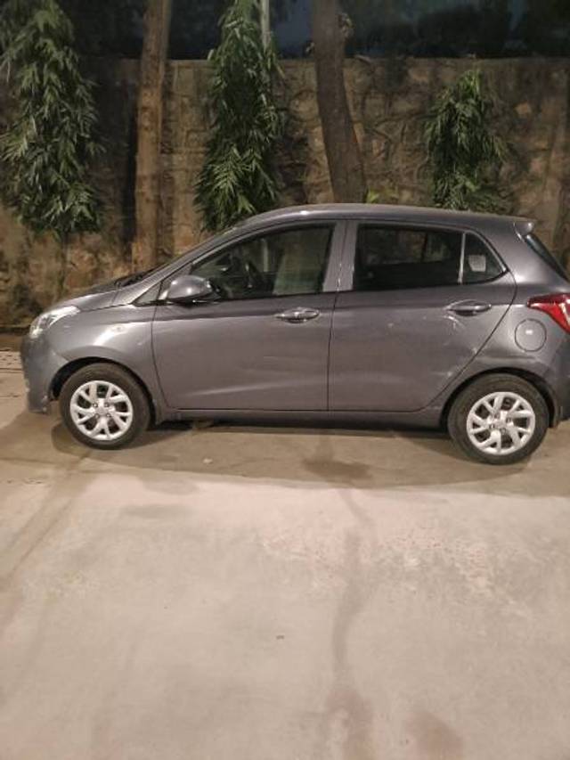 https://images10.gaadi.com/usedcar_image/4343265/original/8235662597777180248753a06290b1fd.jpg?imwidth=6402