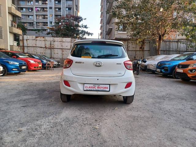 https://images10.gaadi.com/usedcar_image/4343298/original/processed_7df241f4f56a24f6fc66ae520385ed64.jpeg?imwidth=6401