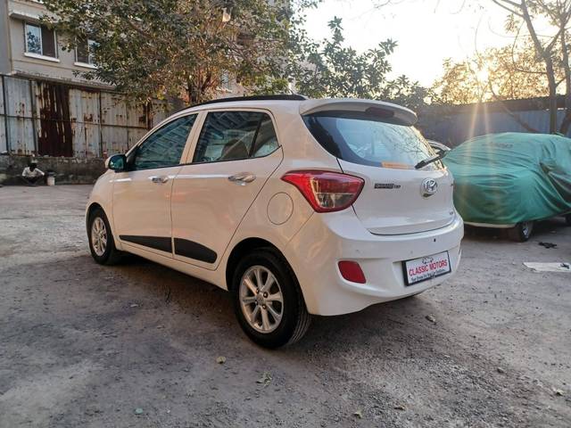 https://images10.gaadi.com/usedcar_image/4343298/original/processed_e2620fccd706e48118e2180673927fb9.jpeg?imwidth=6402