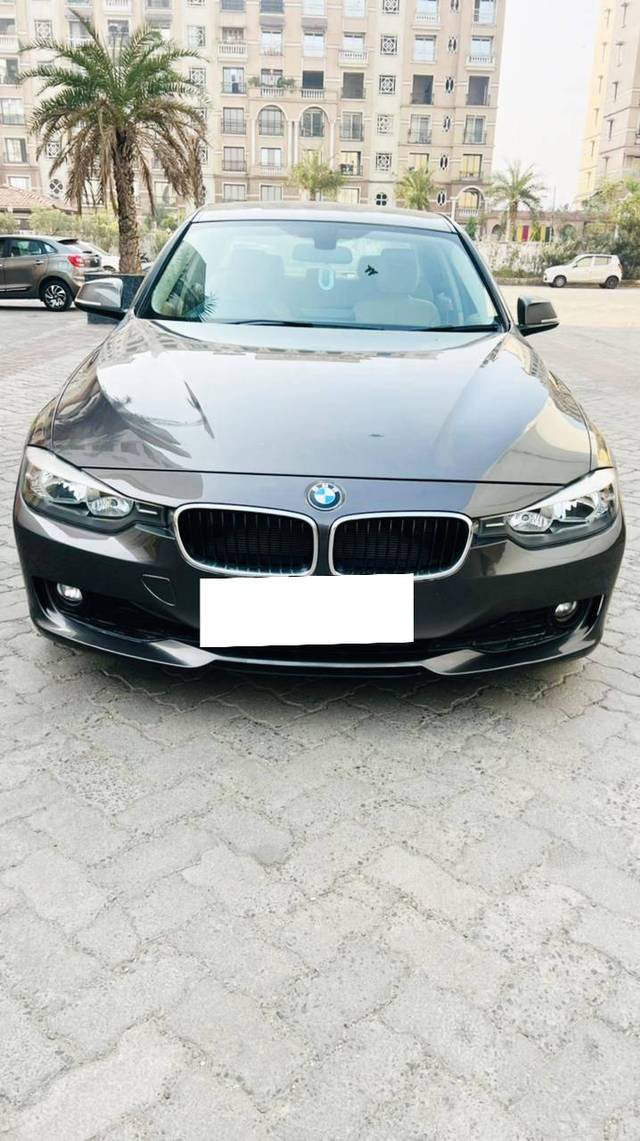 https://images10.gaadi.com/usedcar_image/4343487/original/processed_3f217bfc7d38cee80dc285bf5771c327.jpg?imwidth=6401