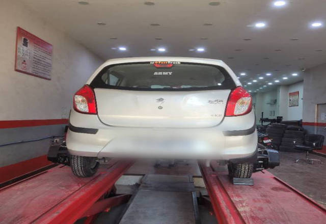 https://images10.gaadi.com/usedcar_image/4343498/original/38fa78deaf8ed9a084e931b34544af50.jpg?imwidth=6402