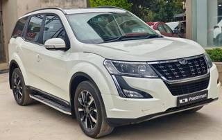 Mahindra XUV500 Mahindra XUV500 W11 FWD Diesel