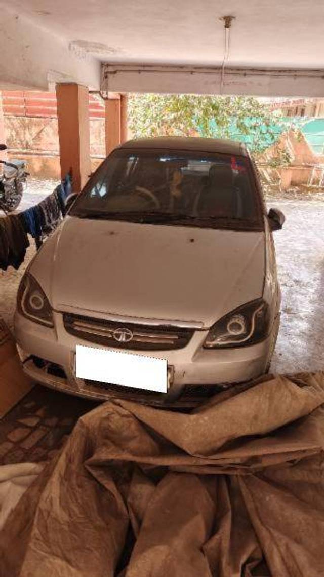 https://images10.gaadi.com/usedcar_image/4343531/original/8ee6780cd3fa2c52ccf76ce0adfa0f33.jpg?imwidth=6400