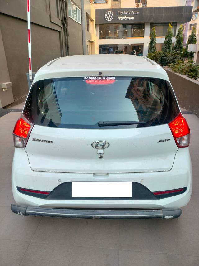 https://images10.gaadi.com/usedcar_image/4343549/original/processed_50aac82407cf5dcd28b8b8c1661fe4c7.jpg?imwidth=6402