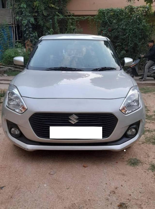 https://images10.gaadi.com/usedcar_image/4343585/original/processed_9eaf749feb280421f461e0d1fad09860.jpg?imwidth=6400