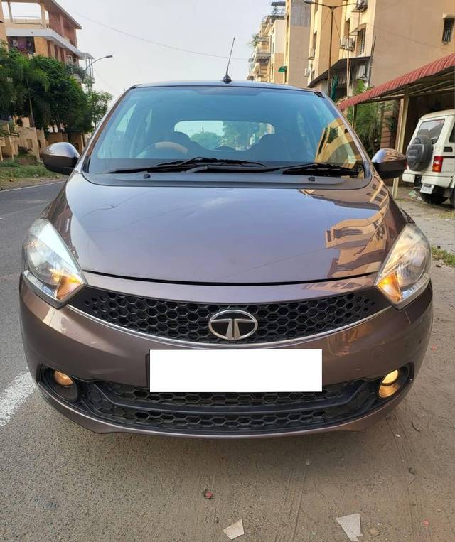 https://images10.gaadi.com/usedcar_image/4343682/original/processed_98010f3fed0e1b43c7fe0b5f91b82cd4.jpg?imwidth=6402