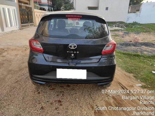 https://images10.gaadi.com/usedcar_image/4343719/original/processed_80da429f-5db3-4fec-9db2-123c7334003c.jpg?imwidth=6401